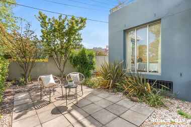 1/62 Torrens Street Braddon