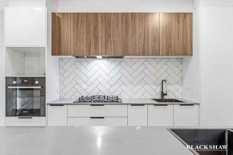 6b Olympus Way Lyons