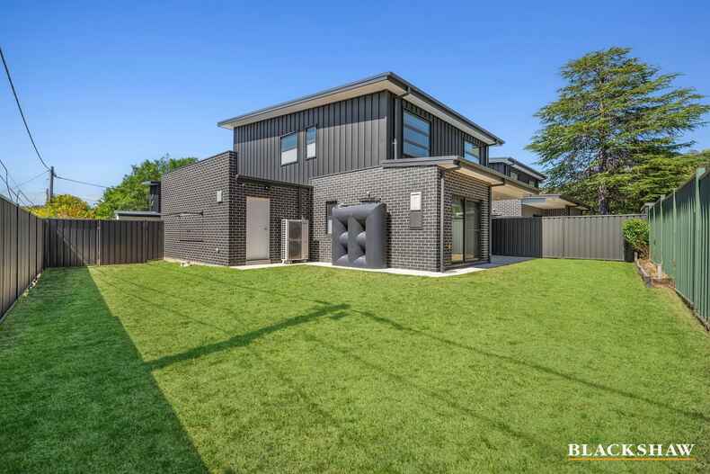 6b Olympus Way Lyons