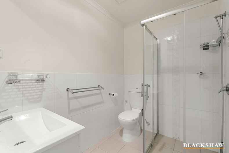 2/1 Gungahlin Place Gungahlin