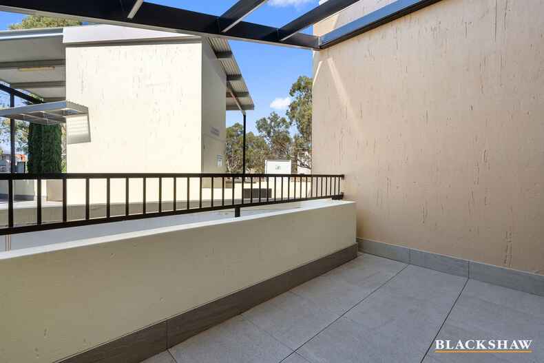 2/1 Gungahlin Place Gungahlin