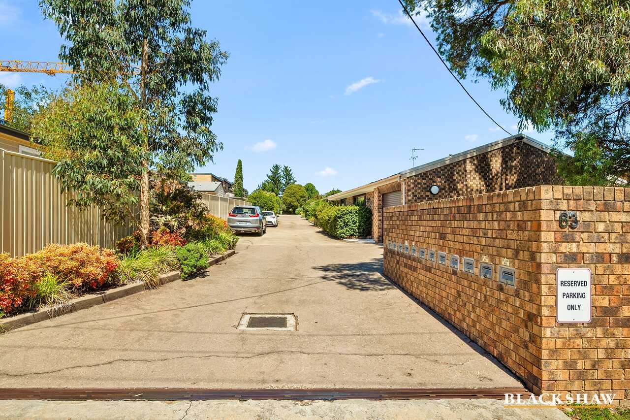 3/63 Macquoid Street Queanbeyan