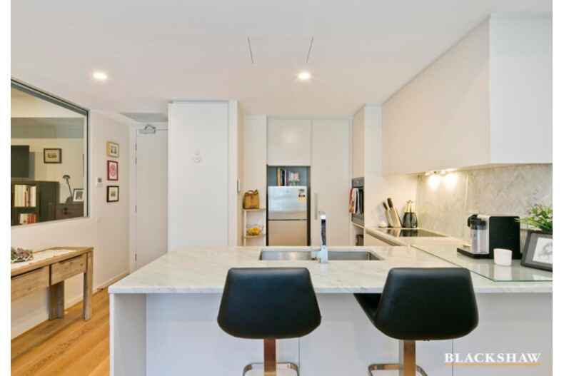 335/26 Anzac Parade Campbell