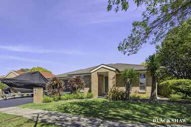 14 Petersilka Street Gungahlin