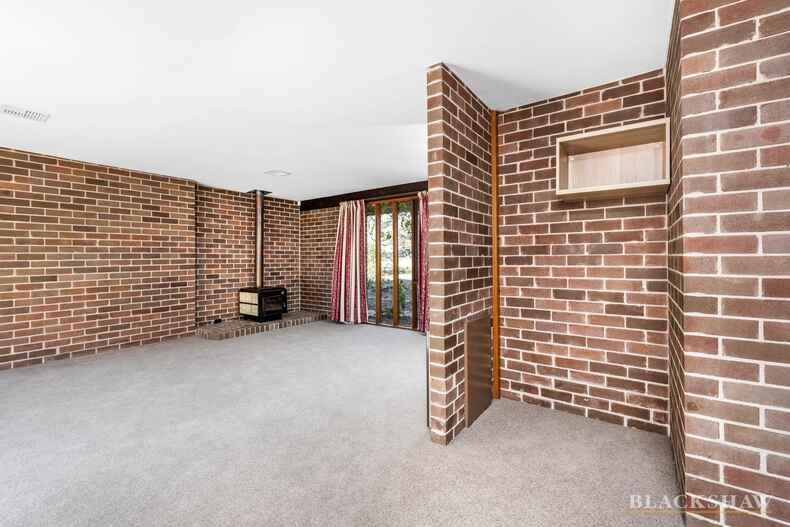 32/83 Crozier Circuit Kambah