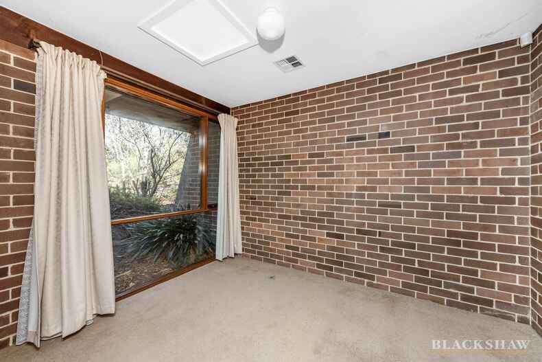 32/83 Crozier Circuit Kambah