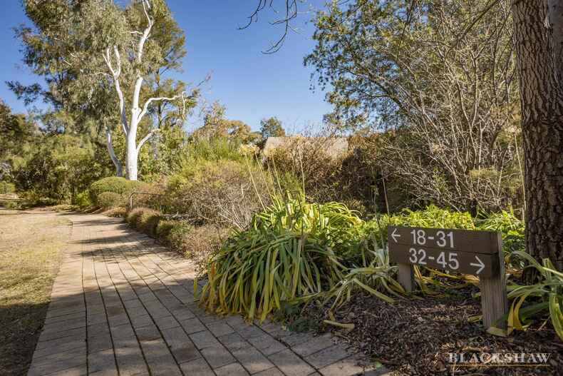 32/83 Crozier Circuit Kambah