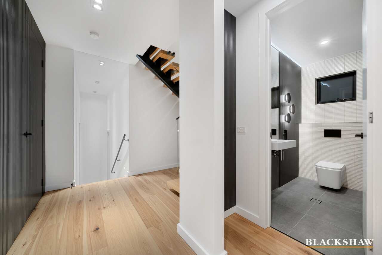 16 Leontine Loop Denman Prospect