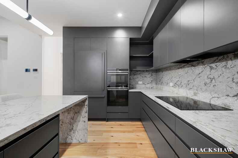 16 Leontine Loop  Denman Prospect