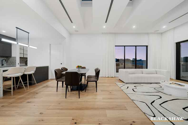 16 Leontine Loop  Denman Prospect