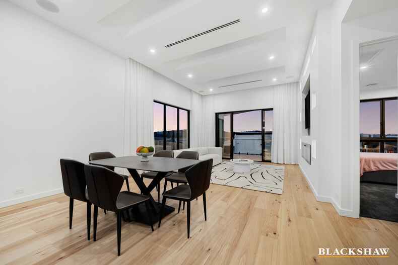 16 Leontine Loop  Denman Prospect