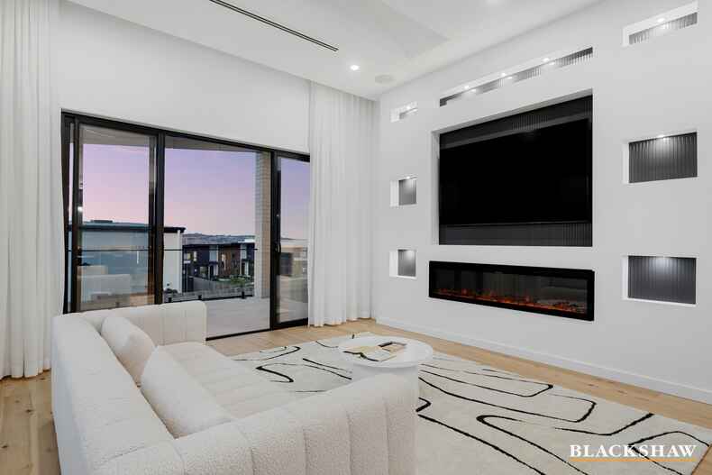 16 Leontine Loop  Denman Prospect