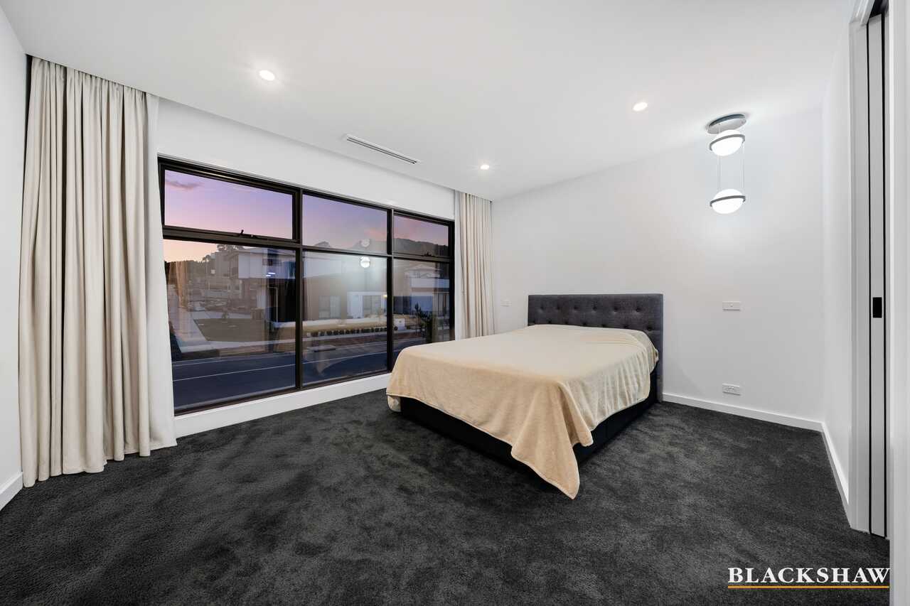 16 Leontine Loop Denman Prospect