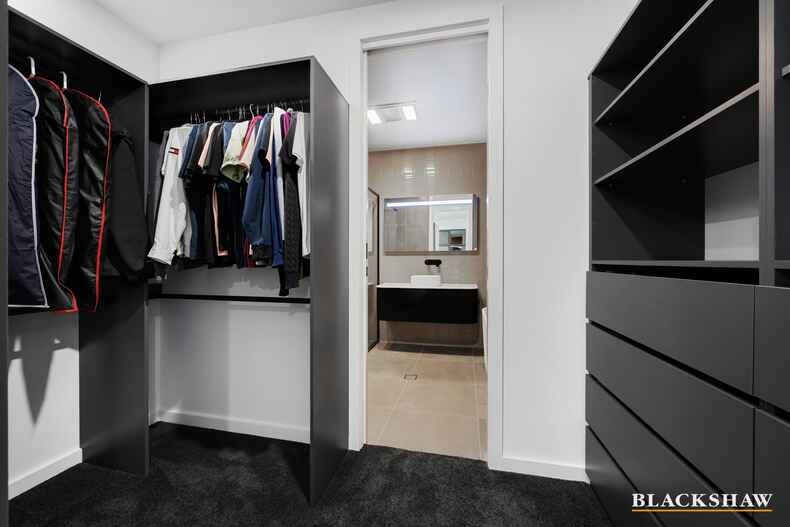 16 Leontine Loop  Denman Prospect