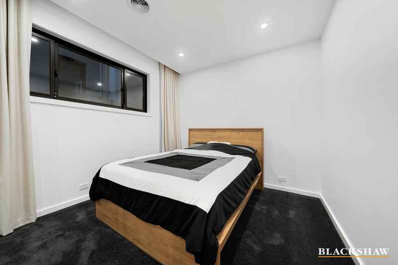 16 Leontine Loop  Denman Prospect