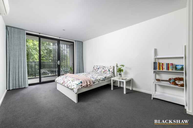 16/111 Canberra Avenue Griffith