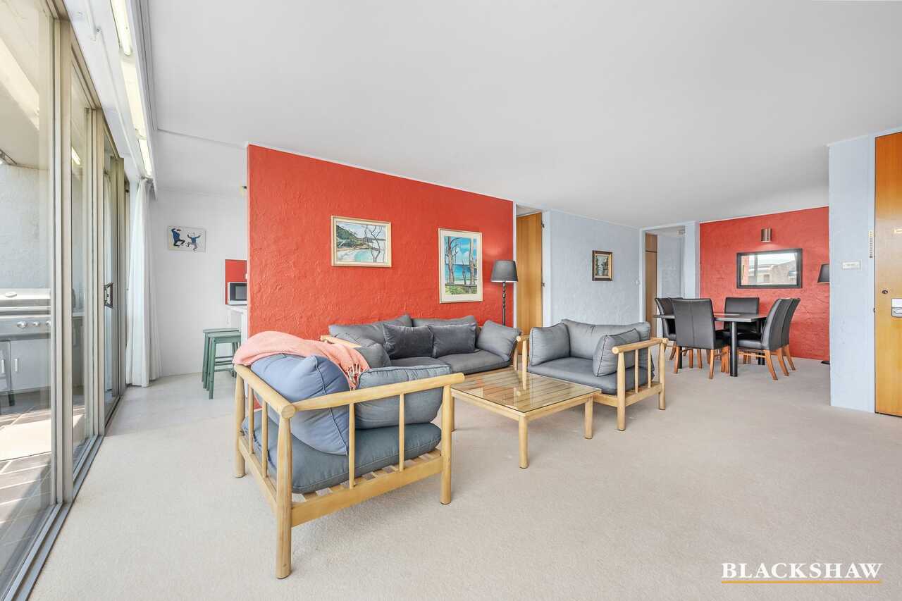 24/8 Giles Street Griffith