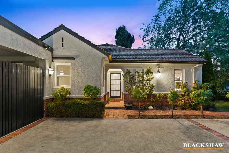 30 Euree Street Reid