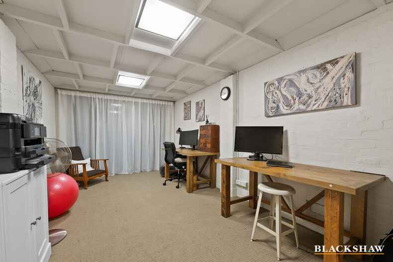 30 Euree Street Reid