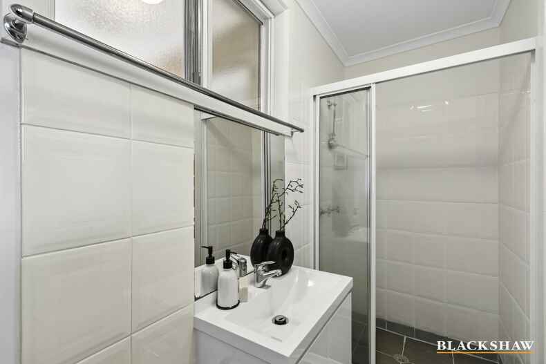 44 Templeton Street Cook 44 Templeton Street Cook