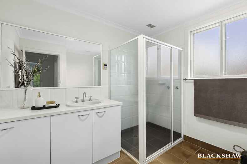 44 Templeton Street Cook 44 Templeton Street Cook