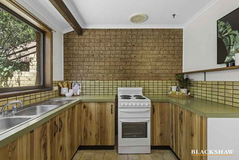 1/70 Bourne Street Cook