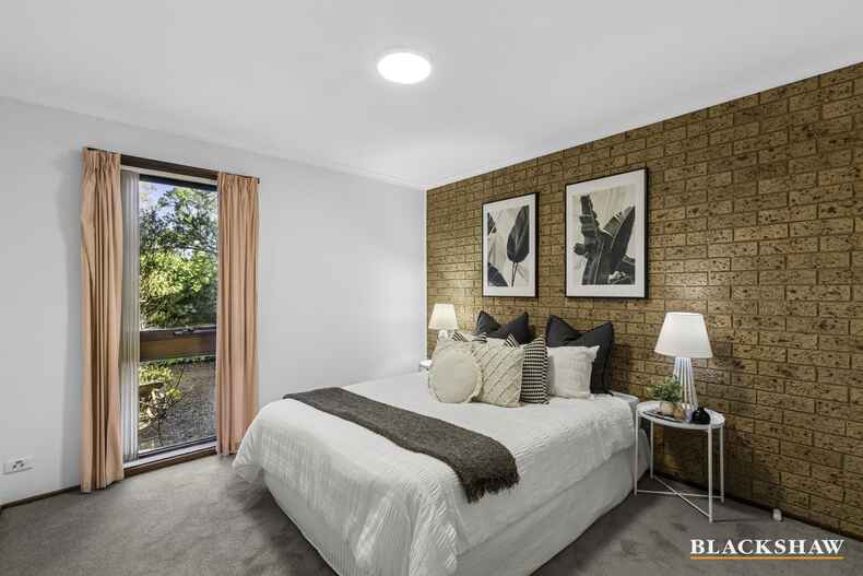 1/70 Bourne Street Cook