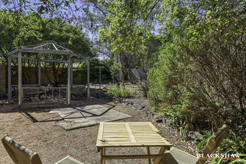 1/70 Bourne Street Cook