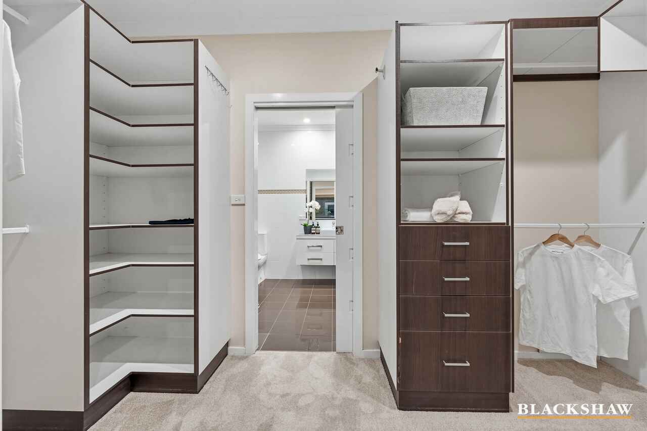 105 Waterfall Drive Jerrabomberra