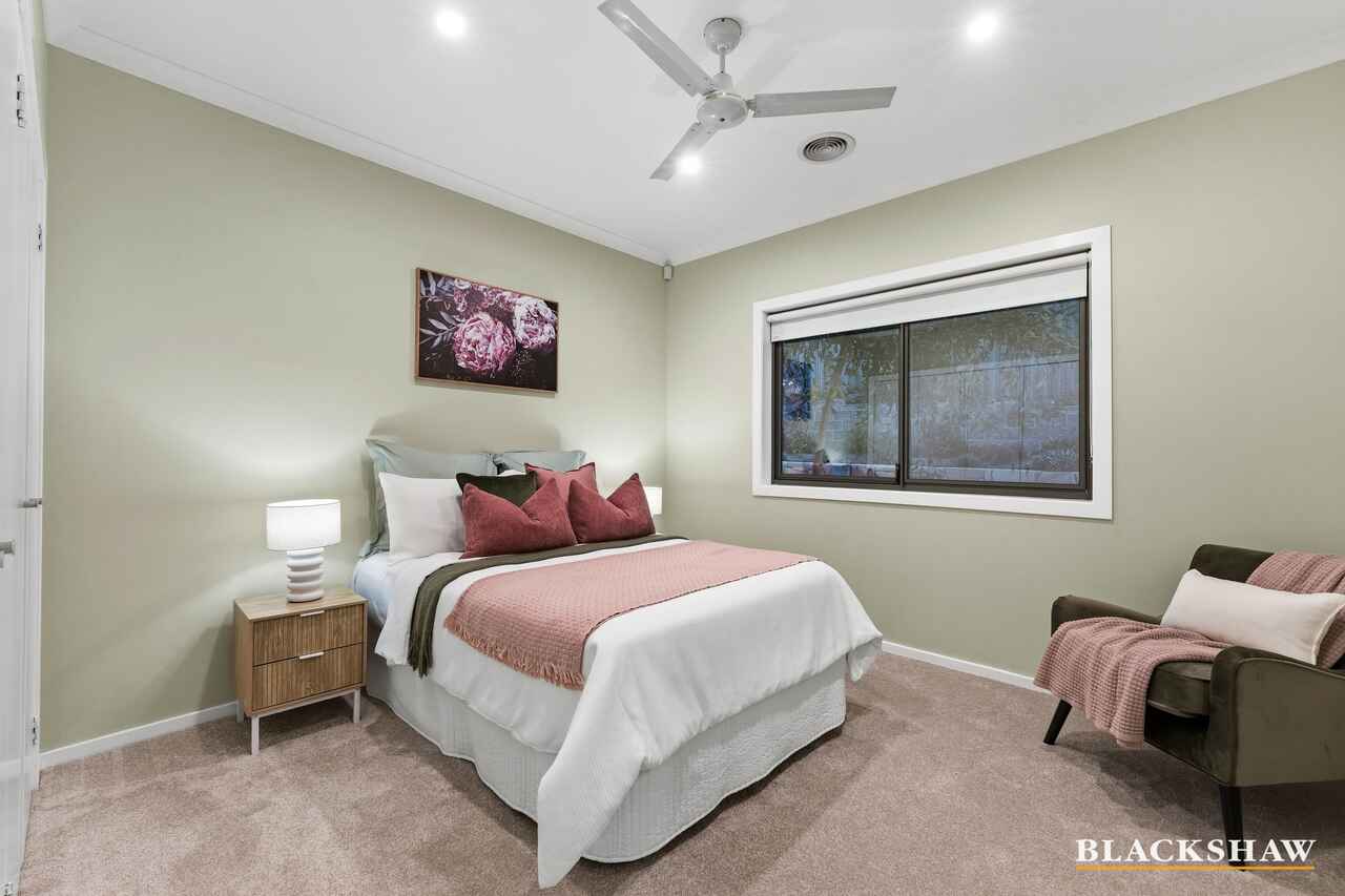 105 Waterfall Drive Jerrabomberra