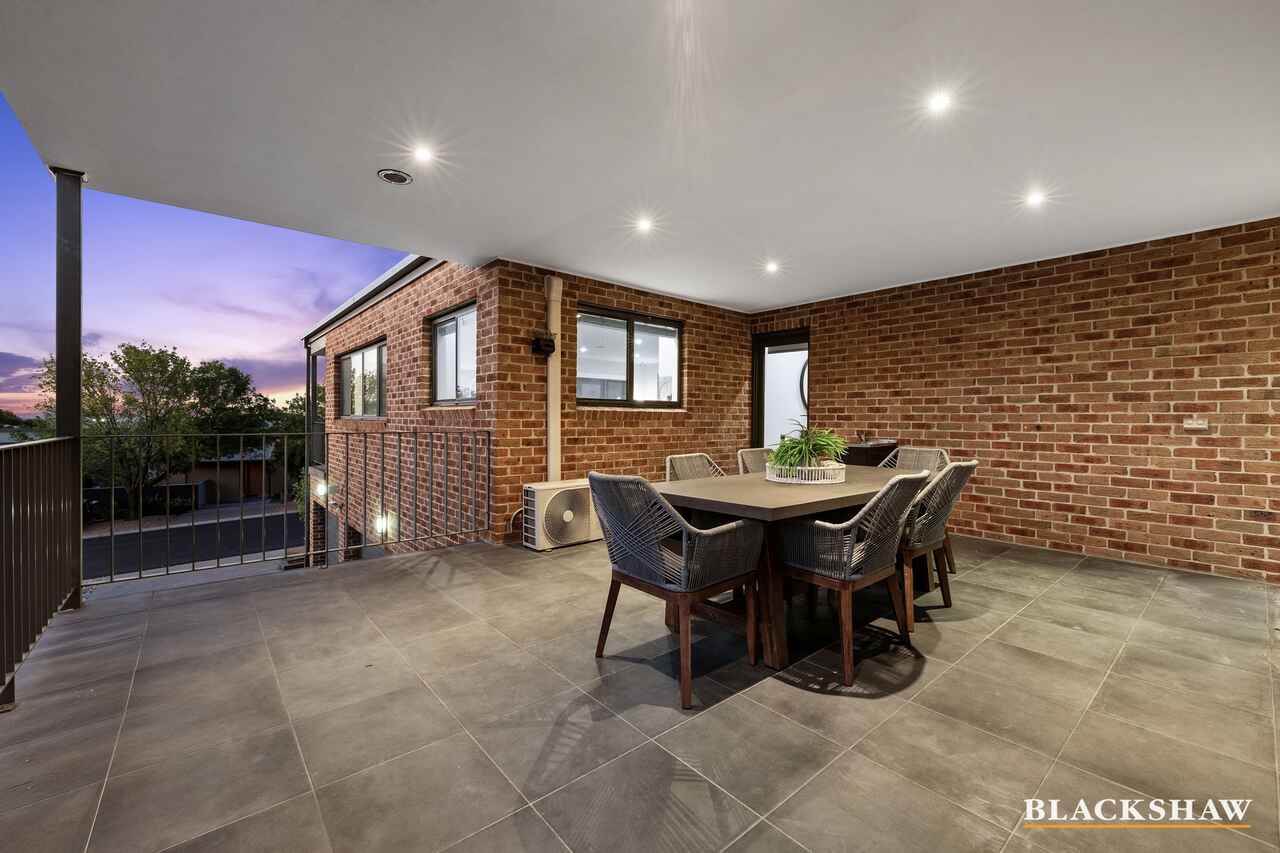 105 Waterfall Drive Jerrabomberra