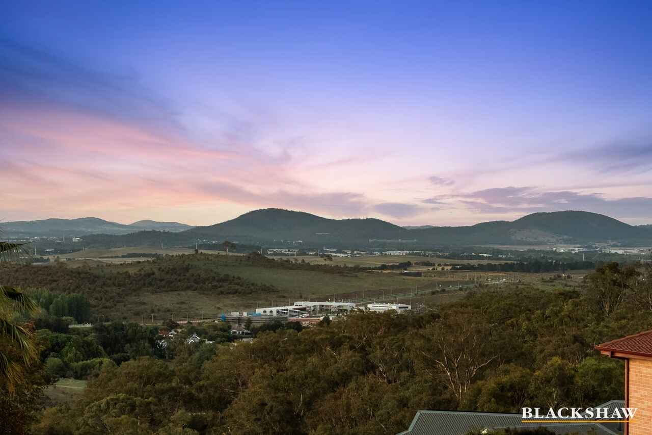 105 Waterfall Drive Jerrabomberra