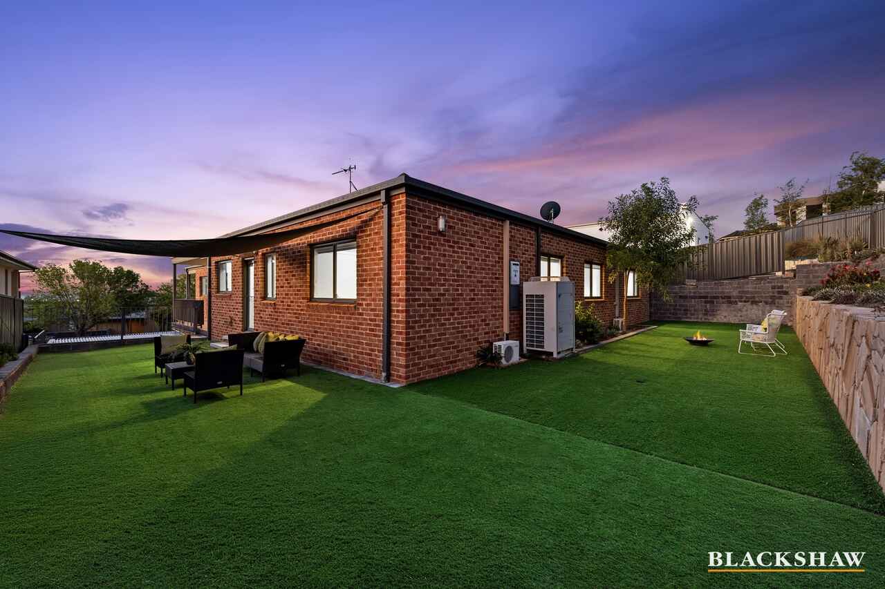 105 Waterfall Drive Jerrabomberra