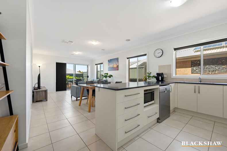 11 Daniel Street Googong