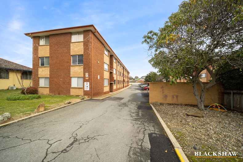 9/7 Young Street Queanbeyan
