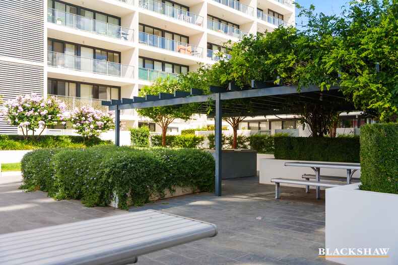 98/1 Mouat Street Lyneham