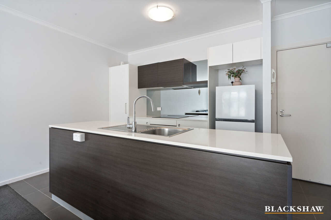 193/142 Anketell Street, Greenway, Greenway - Thumbnail 4