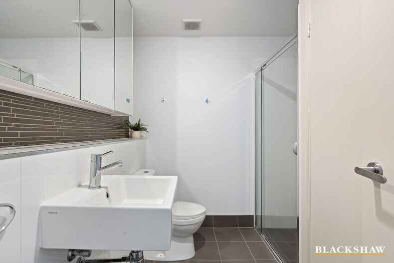 193/142 Anketell Street Greenway