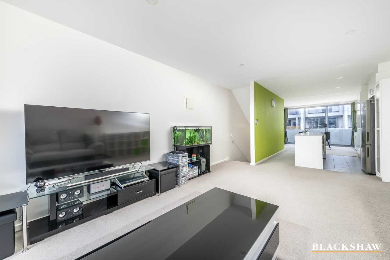 10/815 Horse Park Drive Amaroo