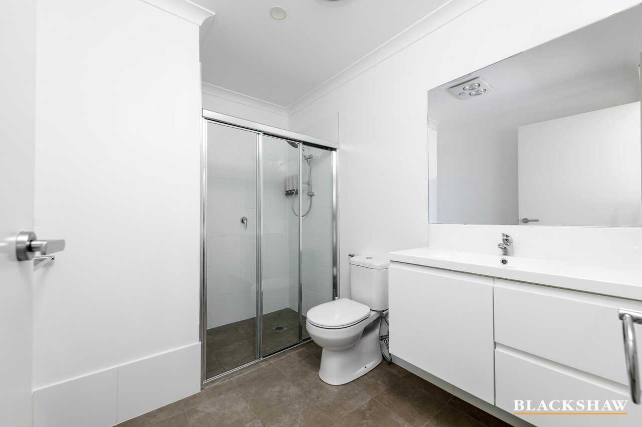 10/815 Horse Park Drive Amaroo