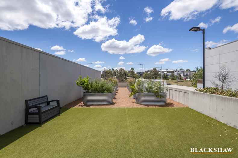 10/815 Horse Park Drive Amaroo 10/815 Horse Park Drive Amaroo