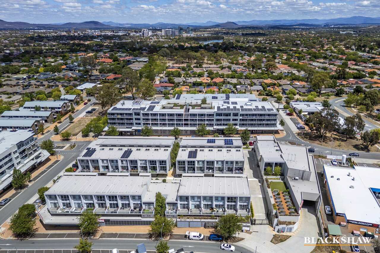 10/815 Horse Park Drive Amaroo