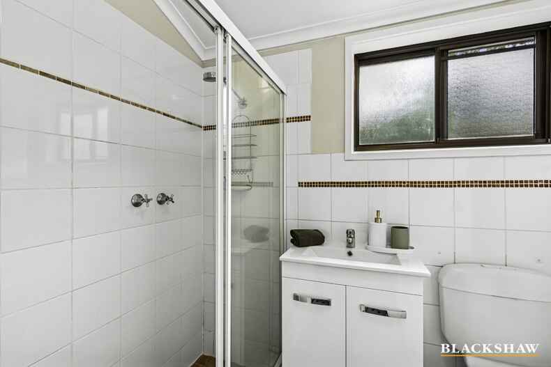 4/7 Limbunya Street Hawker