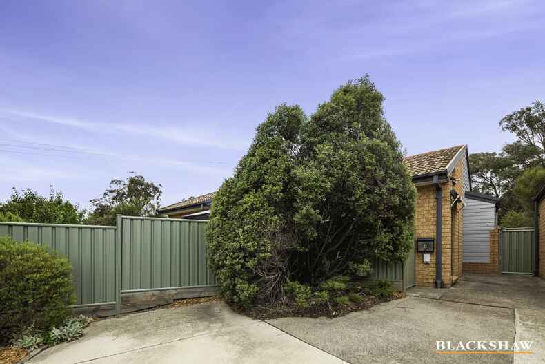 4/7 Limbunya Street Hawker