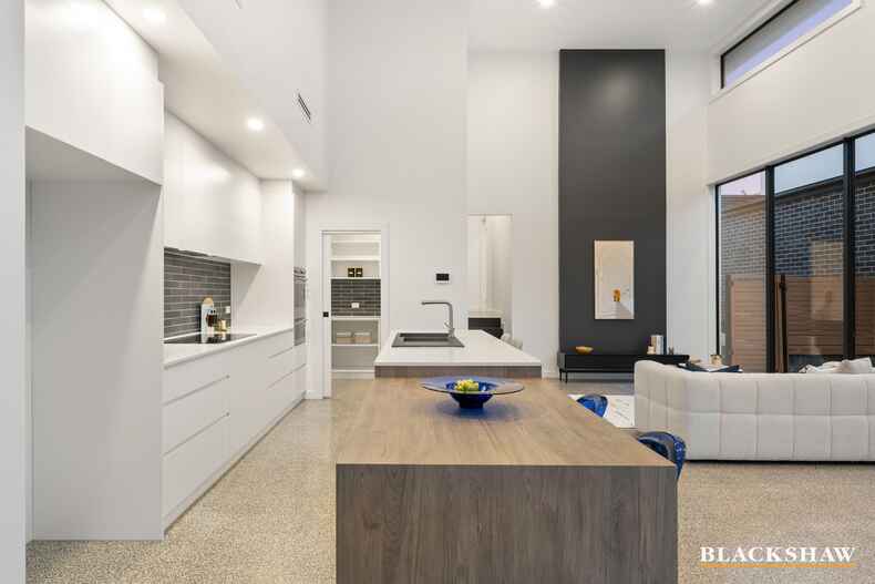 32 Shingleback Street Throsby