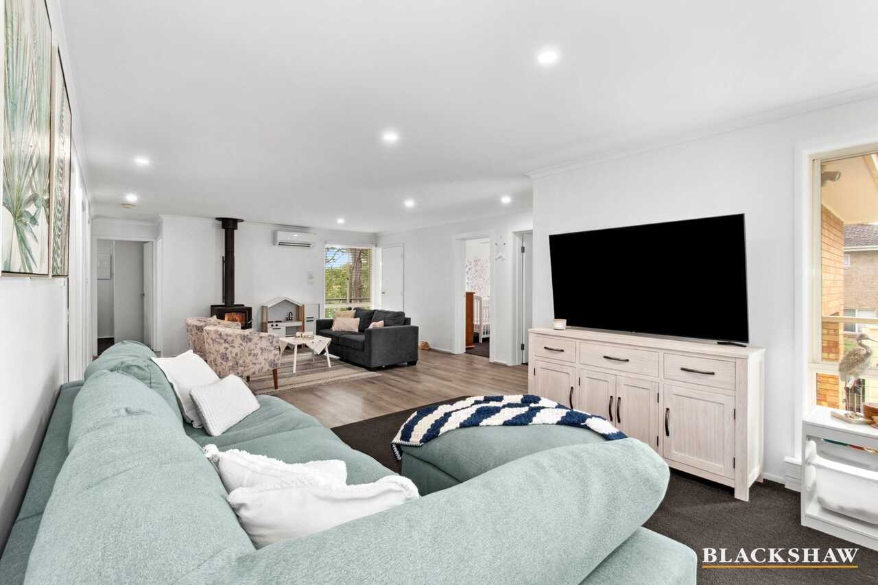 10 Dominic Drive Batehaven