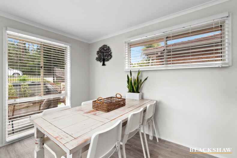 10 Dominic Drive Batehaven