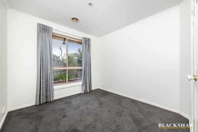 4/137 Lampard Circuit Bruce