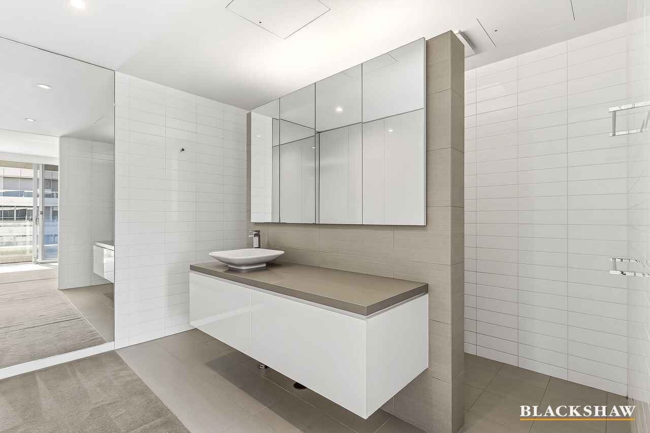 317/2 Grose Street Deakin