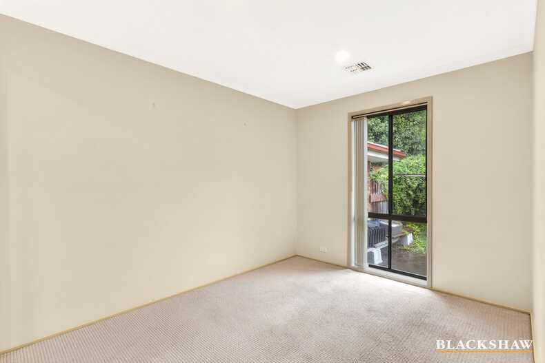 25 Shepherdson Place Isaacs